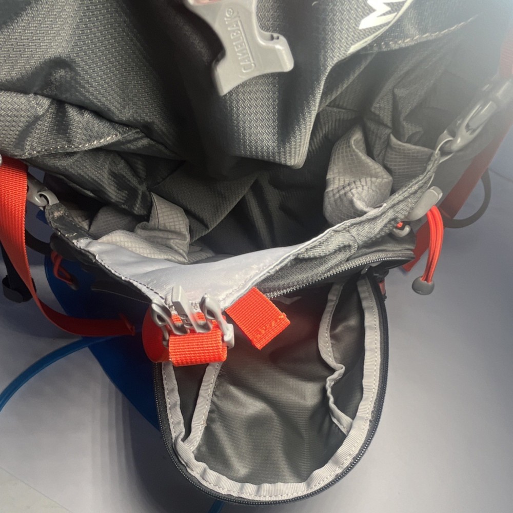 CamelBak Fourteener 24 Hydration Backpack Ventilation w/ 3L Bladder Never Used