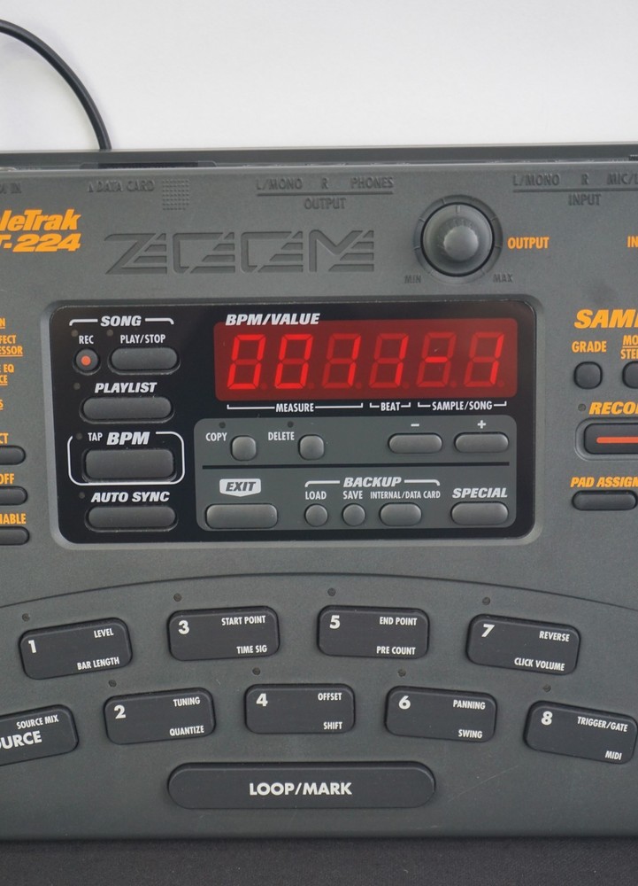 Zoom ST-224 SampleTrak Drum / Groove Machine & Sampler