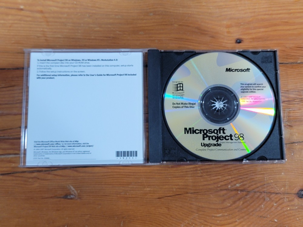 Microsoft Project 98 Project Management Software w/ CD Key