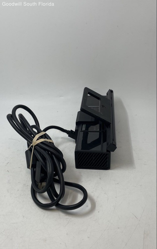Microsoft 1520 Black Kinect For Xbox One Wired Motion Sensor Bar Not Tested