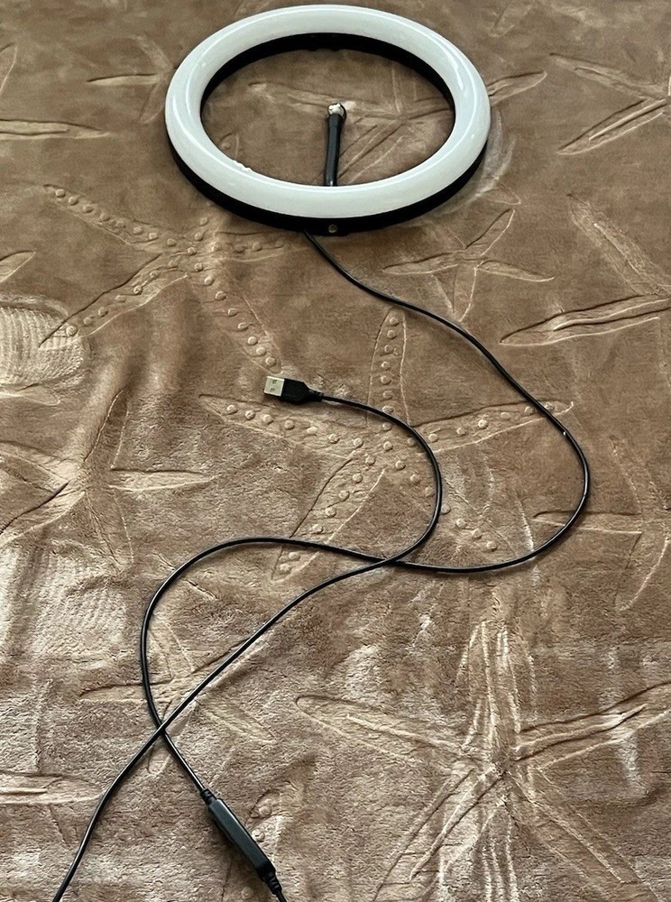 LED Ring Light USB-Powered Portable White Light