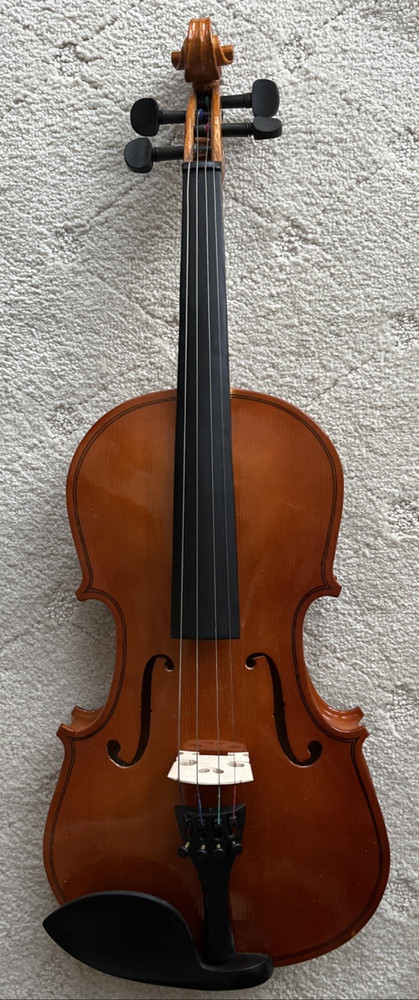 Violin With Teller Bridge, Bow and Case. Full Size 4/4