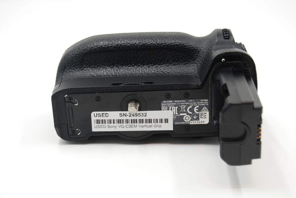 USED Sony VG-C3EM Vertical Grip