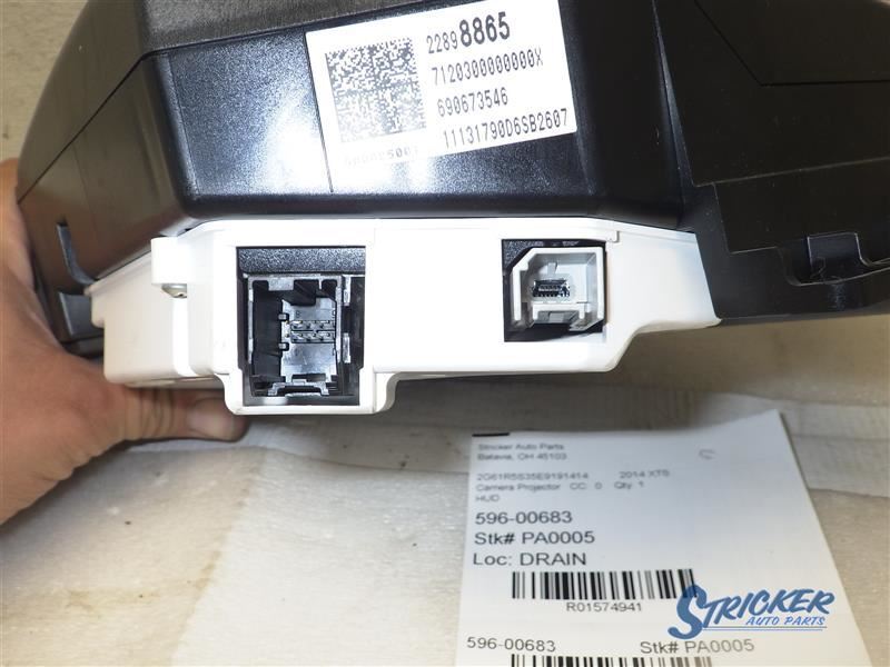 Camera/Projector Head-up Display Fits 13-19 XTS 1574941