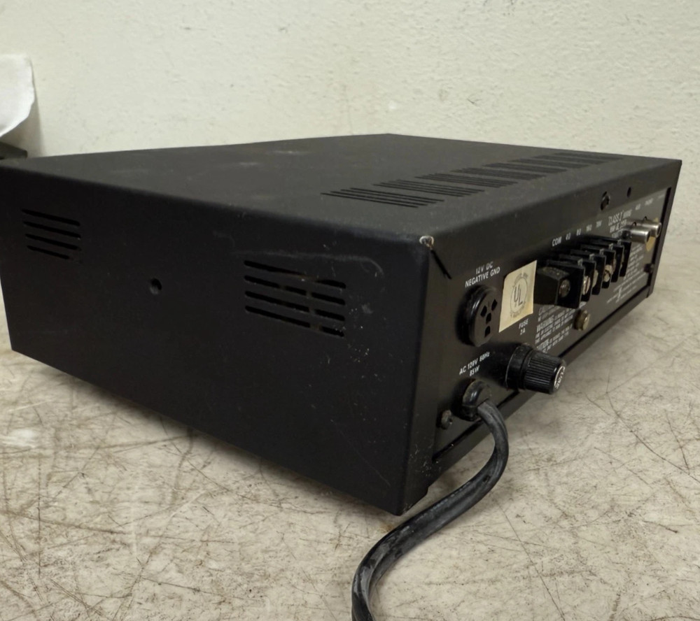 Vintage Realistic MPA-20 Solid State P.A. Amplifier 120V/12V Tested