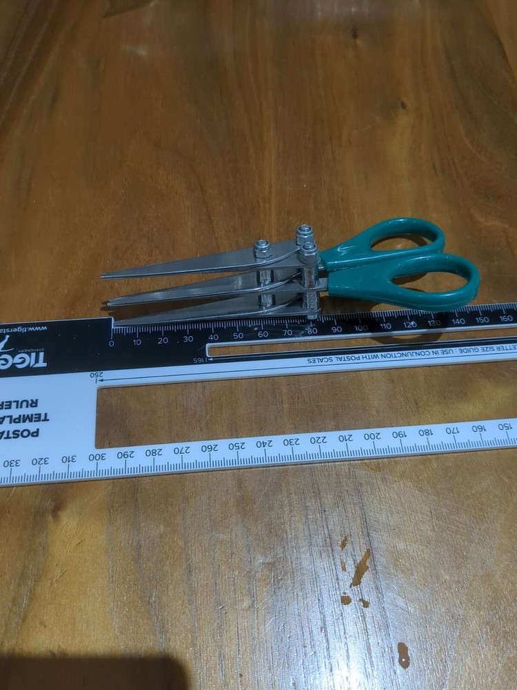 Worm Chopping Scissors Bait Chopping, I Post Every Day So Get Them Quick