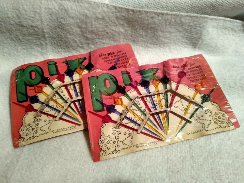 MCM Vintage Pix Cocktail Appetizer Picks - 1947 Confusion Plastics Products