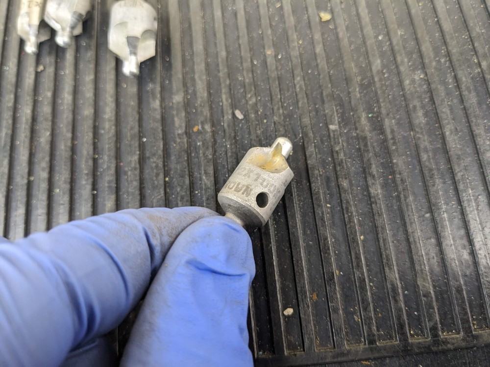 #bh959 Lot of Pilot Threaded Shank Countersink Bits