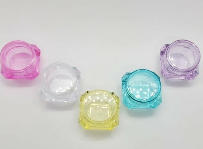 30 Empty 5 Gram/5 ML Cosmetic Sample  Container Diamond Plastic Jars