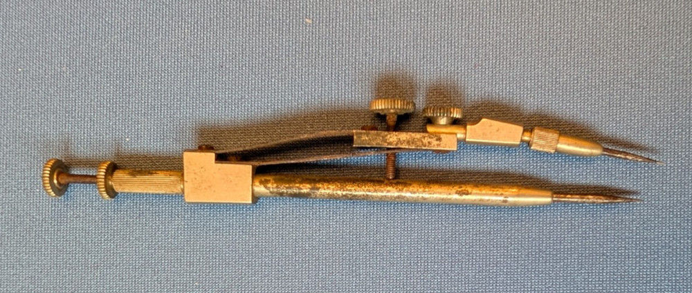 Vtg drafting tool compass, 4 1/2" long