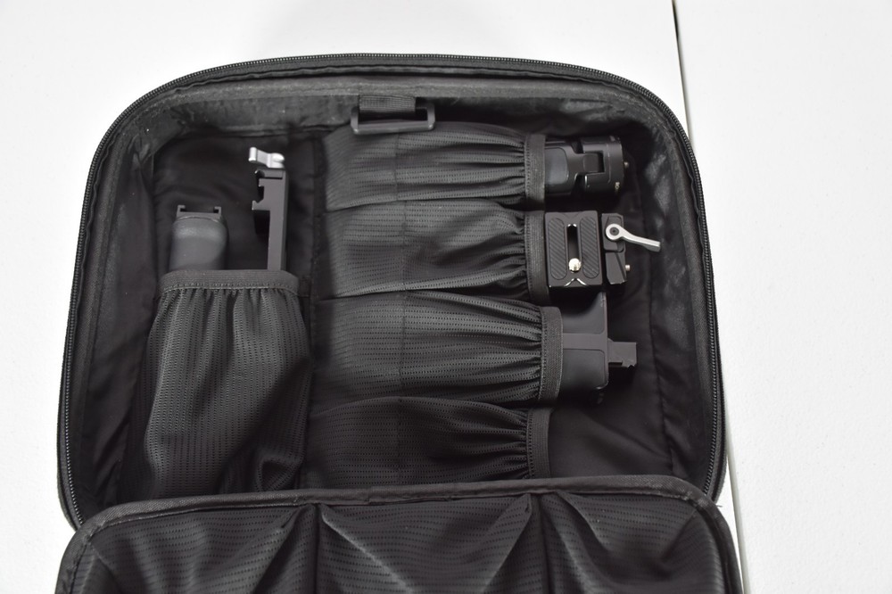 DJI RS 4 Pro Gimbal Stabilizer w Battery Grip Tripod Case