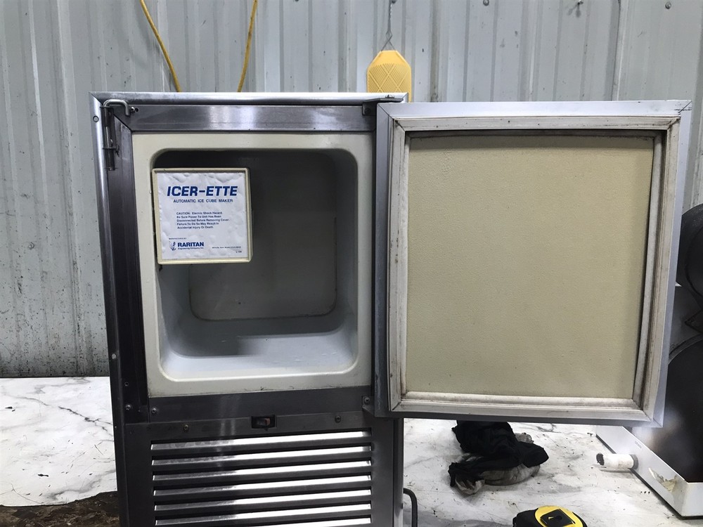 Raritan ICER-ETTE automatic ice maker ice cube machine 83SS