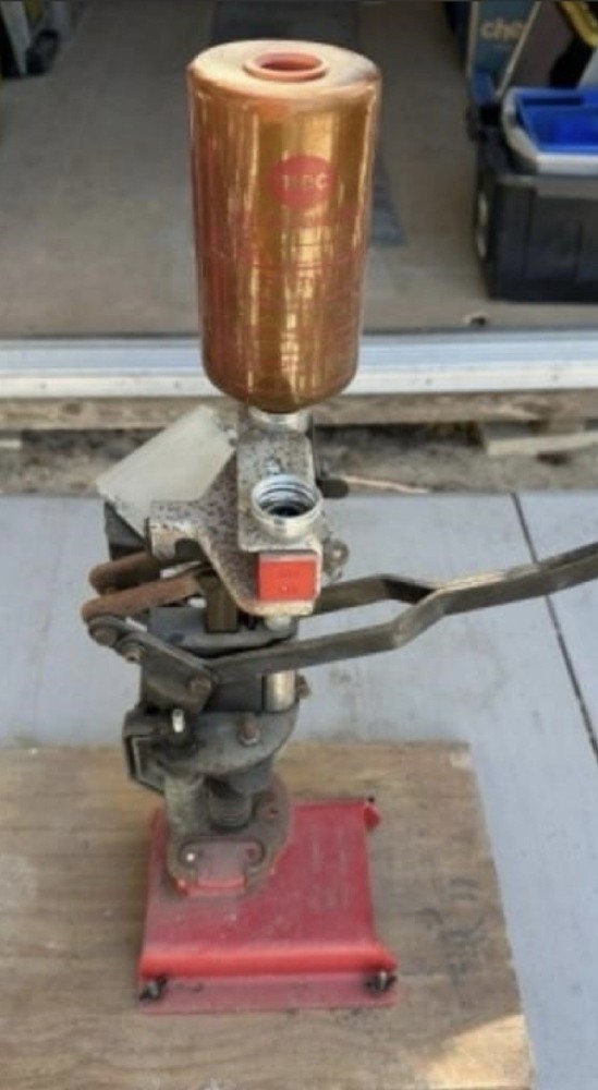 mec shotgun shell reloader model SM82