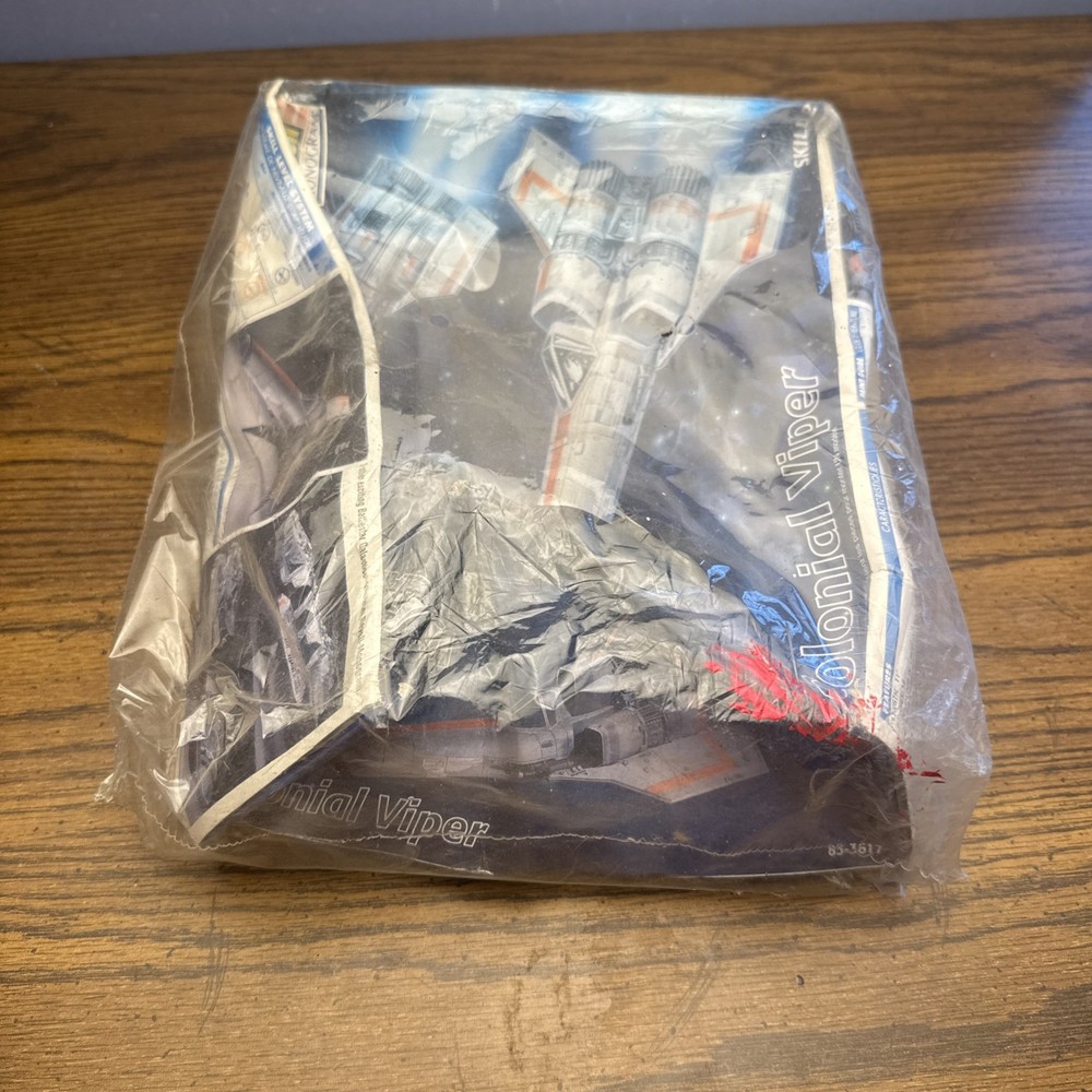 Monogram Battlestar Galactica Colonial Viper Model Kit Bagged AS-IS