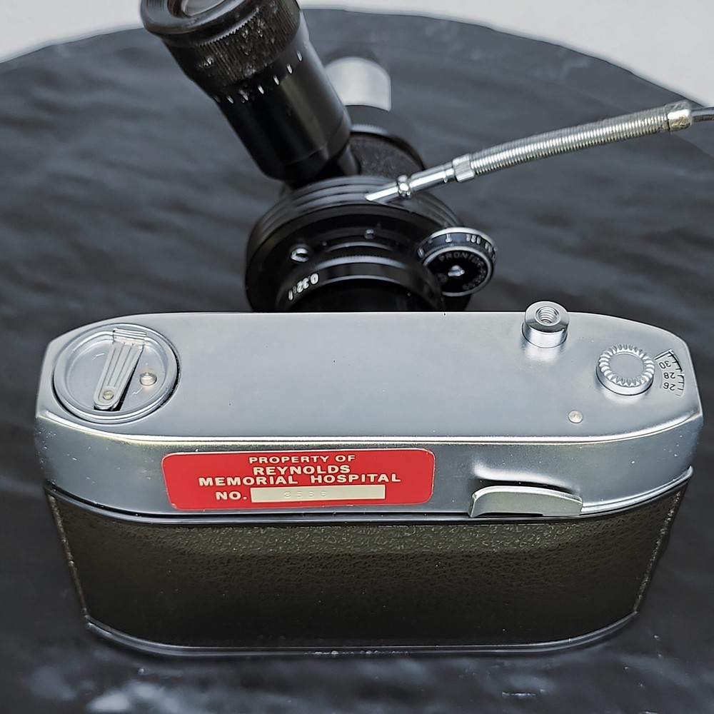 Leitz Wetzlar Periplan GF10X Prontor Press Shutter Microscope Film Camera Lens &