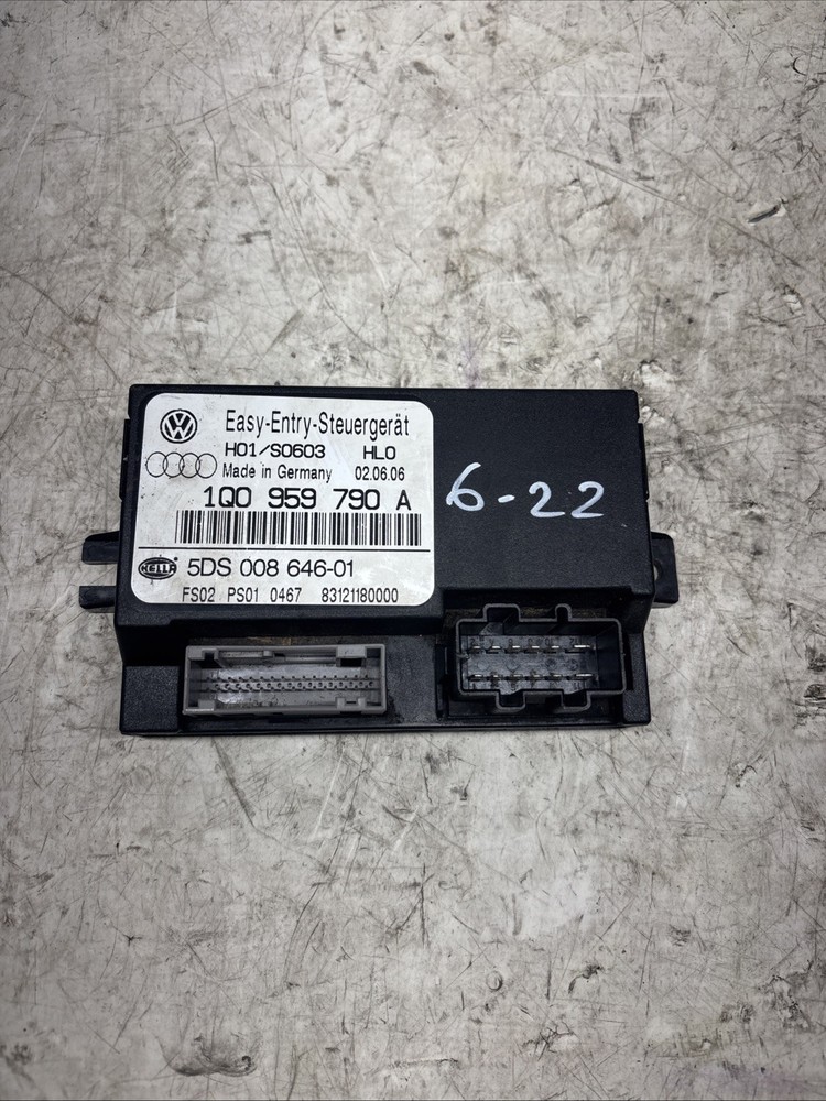 2007-2014 VW EOS FRONT SEAT ADJUSTMENT CONTROL MODULE 1Q0959790A OEM, EXCELLENT