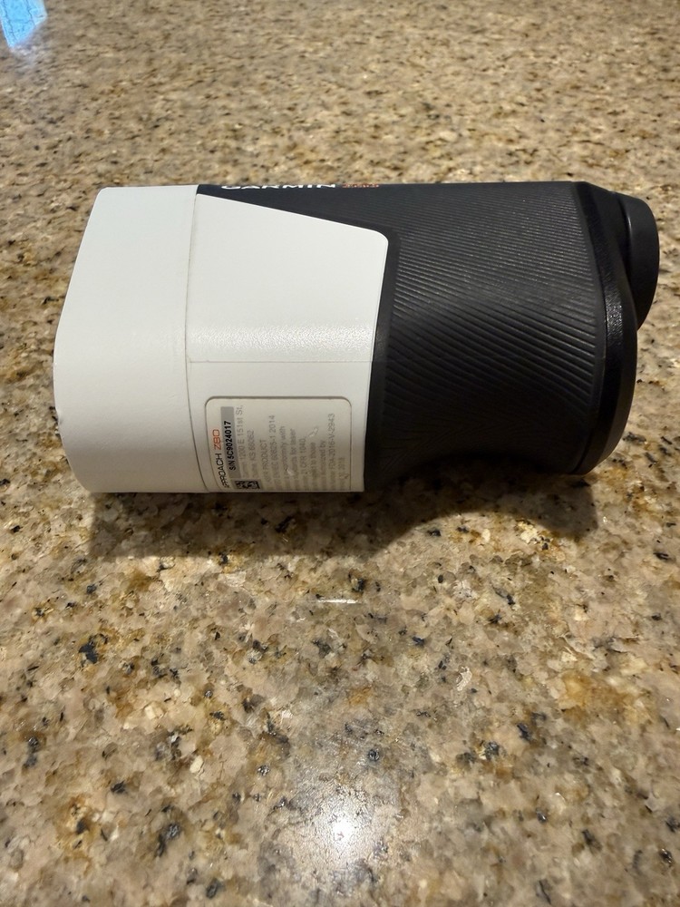 Garmin Z80 Golf GPS Rangefinder w/ Case