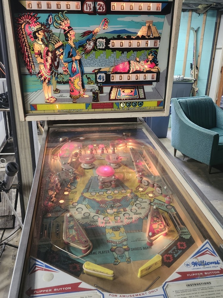 Williams Aztec Pinball Machine 1976