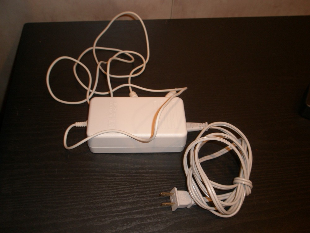 Hewlett Packard DeskJet A/C Adapter - Computer Power Supply