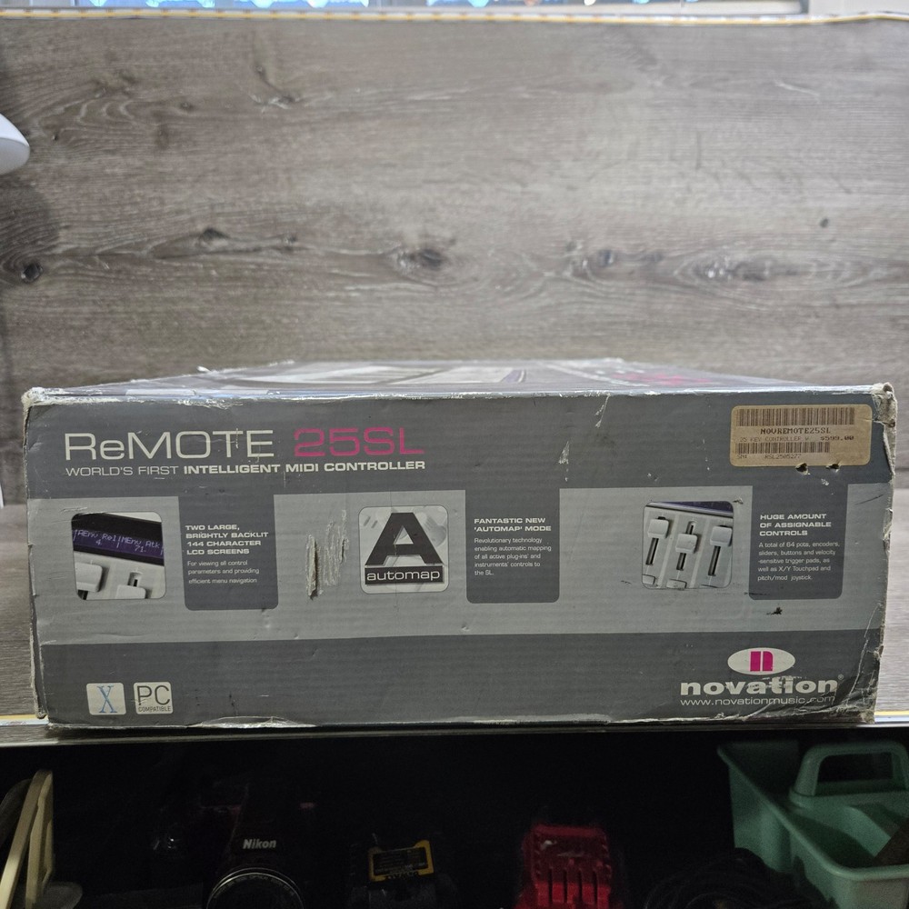 Novation ReMote 25SL World's First Intelligent MIDI Controller Open Box Tested