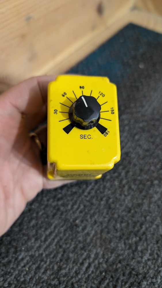 AMF POTTER & BRUMFIELD TIME DELAY RELAY # CDD-38-30008