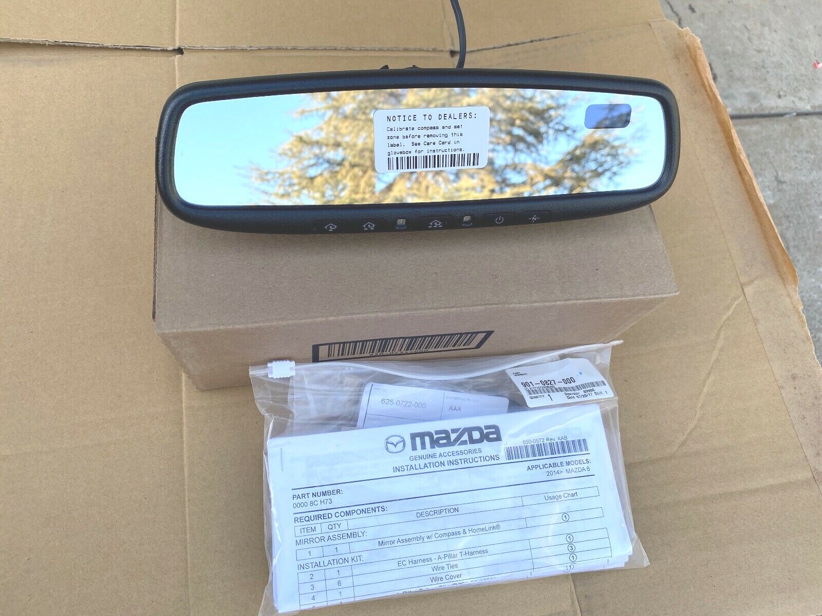 14 - 17 Mazda 6 OEM NEW auto dimming Homelink rear view mirror with compass