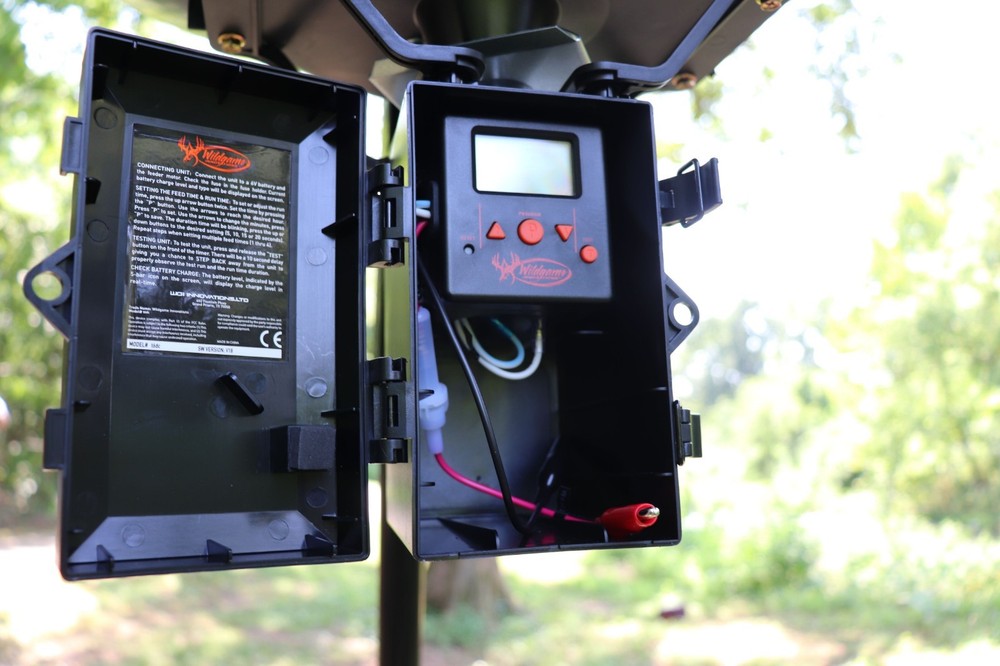 WILDGAME INNOVATIONS Quick-Set 225 lb Game Feeder with Digital Timer | Durable T