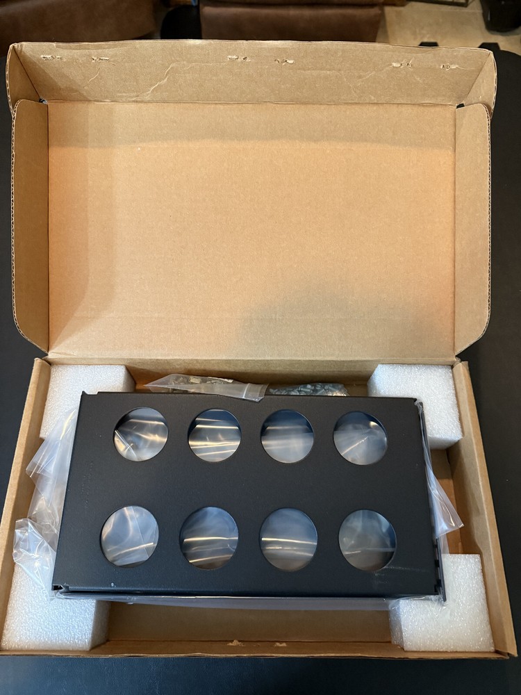 RackSolutions 4U Conversion Bracket 4-Pack (3in Uprights)