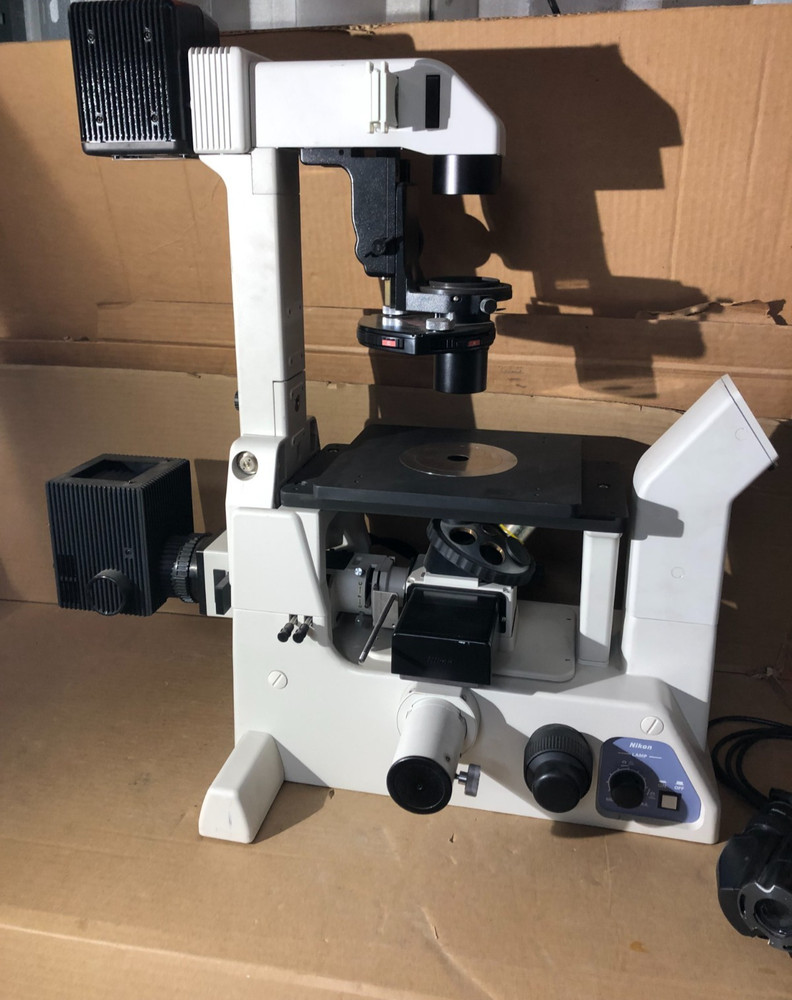 Nikon Eclipse TE200 Inverted Phase Contrast Microscope