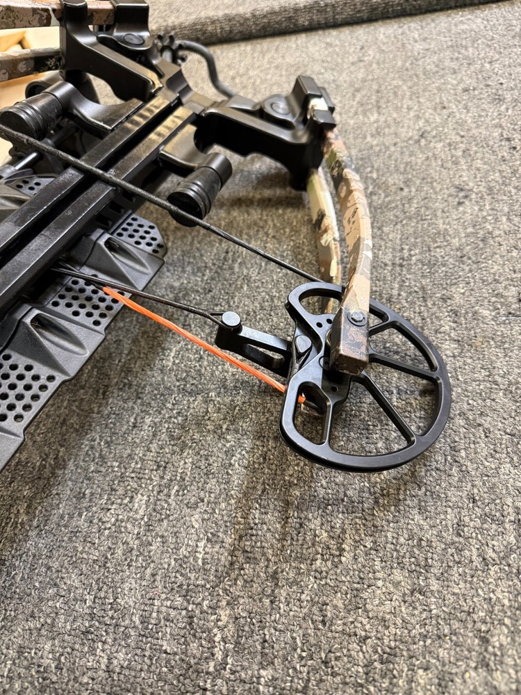 Bear Archery Bear X Intense 400fps Crossbow