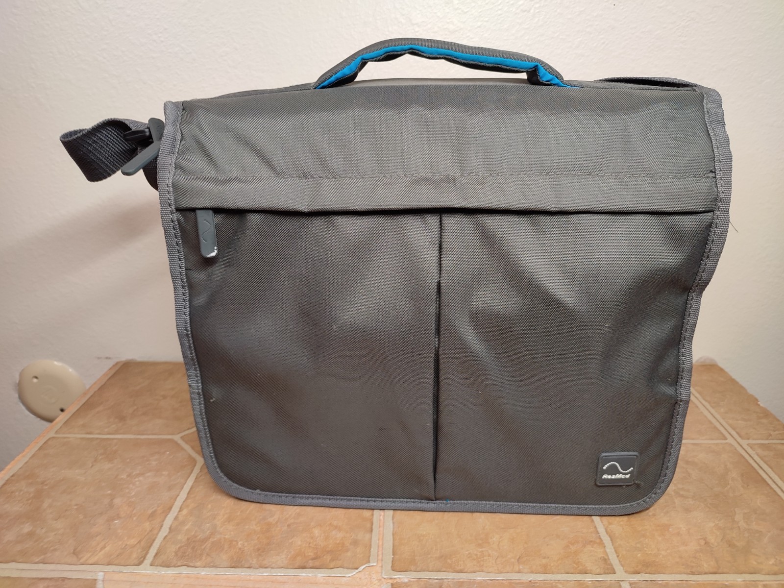 ResMed Accessory Bundle for AirCurve 10 SD Card Power Travel Bag Manual