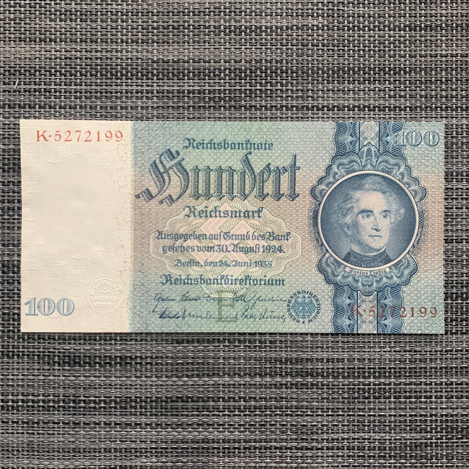 100 NAZI GERMAN Mark SWASTIKA Banknote (1935) P183 WWII, WW2 Currency Money