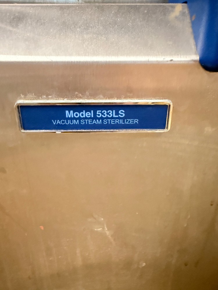 GETINGE Autoclave Model 533LS Vacuum Steam Sterilizer