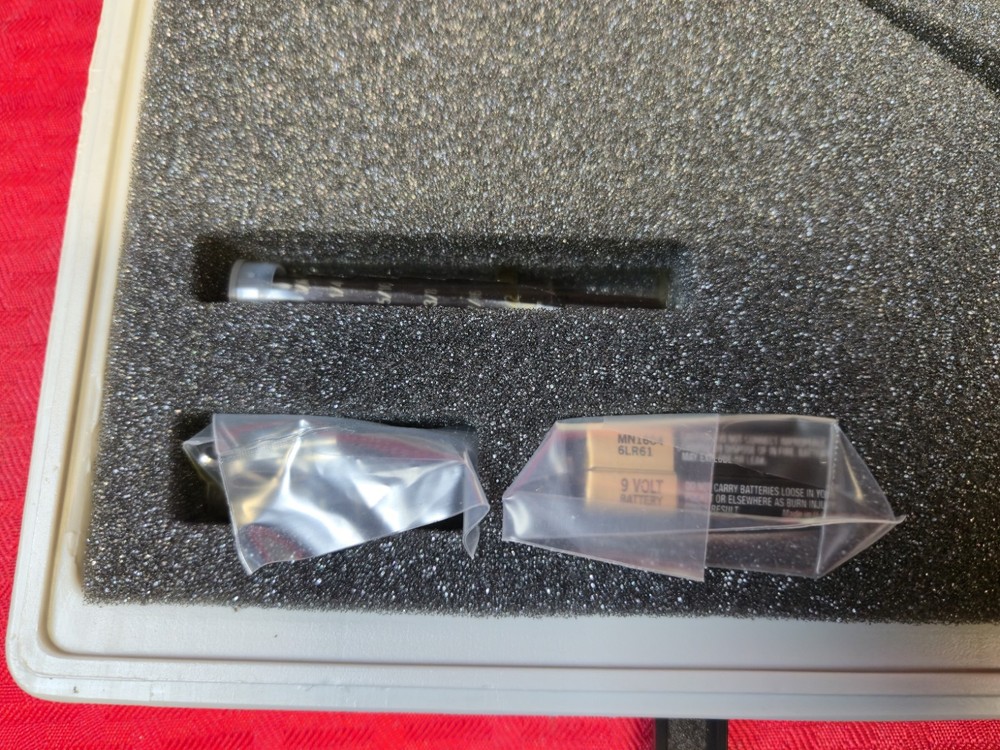Dwyer 471 475 Manometer Anemometer Barely Used With Cases