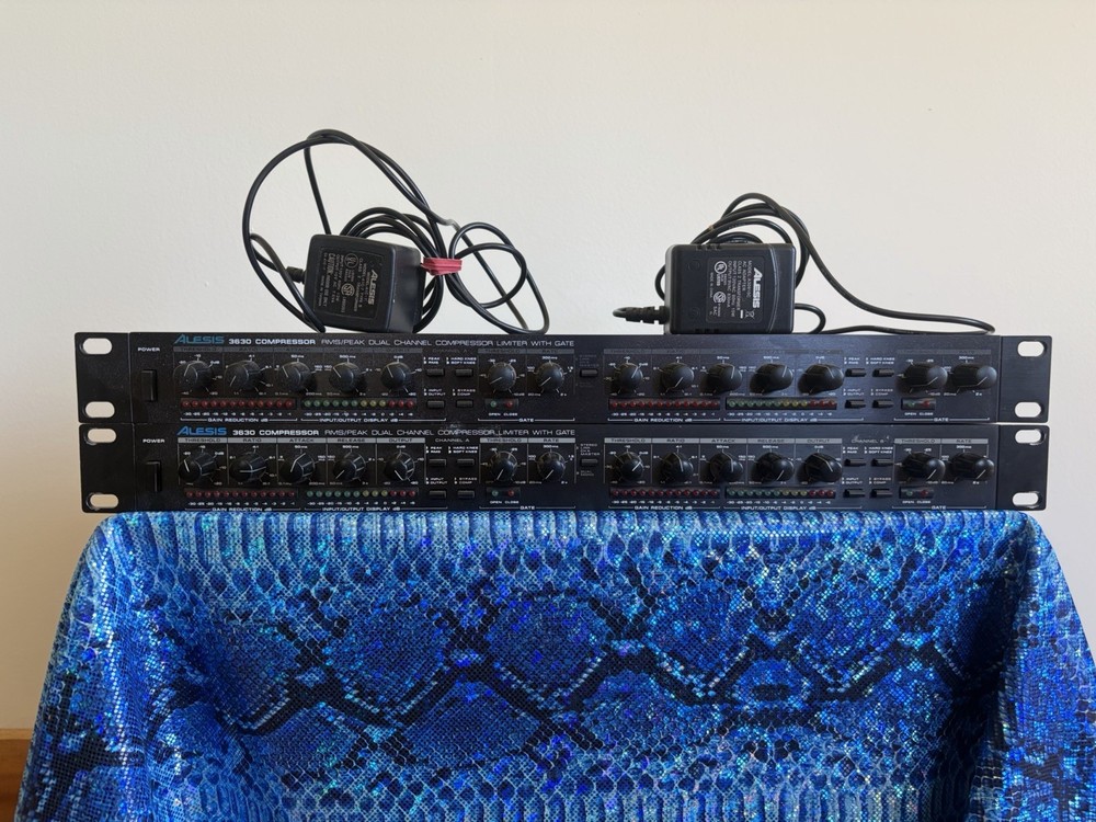 Alesis 3630 Dual-Channel Compressor / Limiter / Gate | Includes Power Supply.