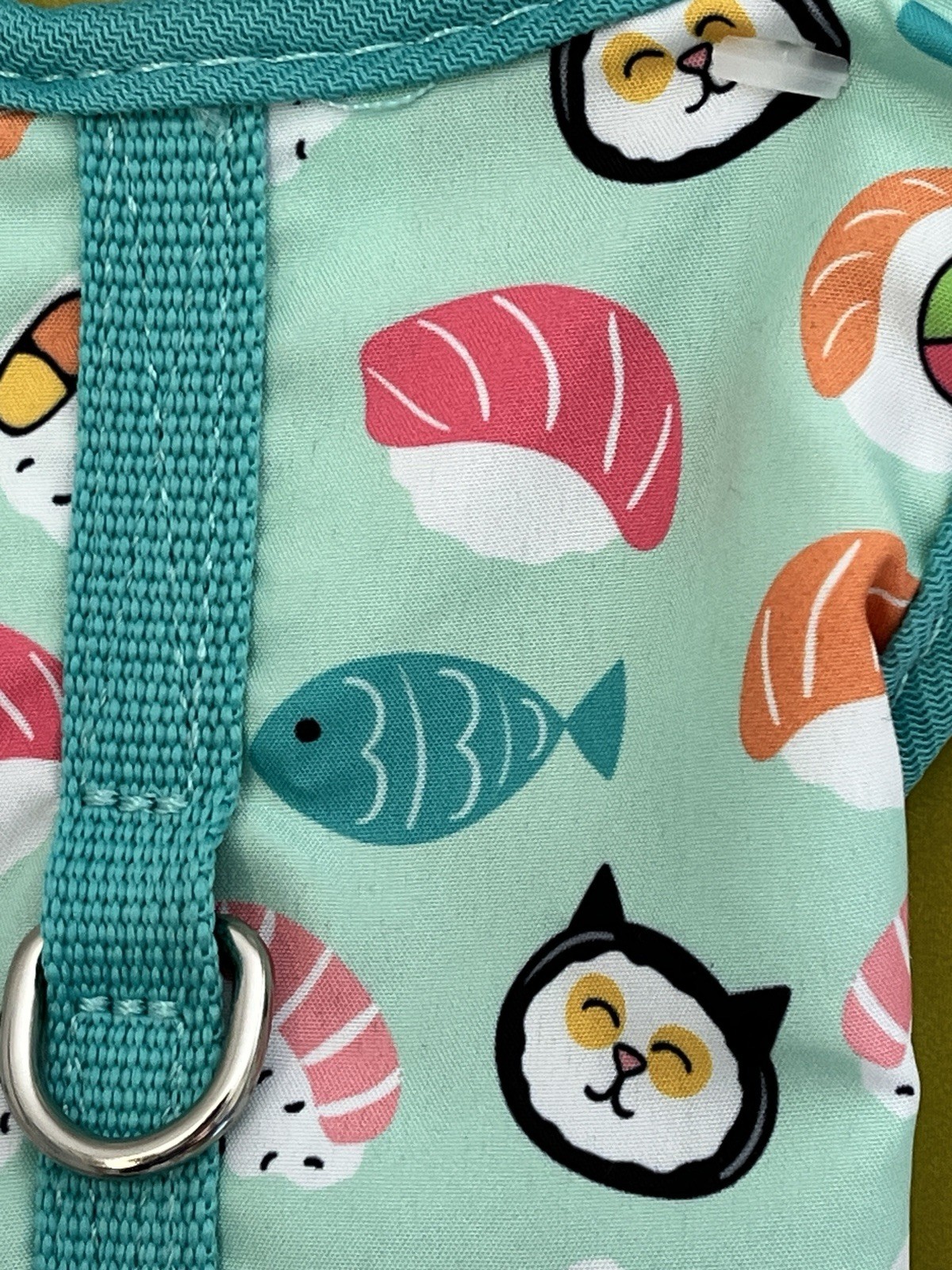 BLUE SUSHI DESIGN Vibrant Life Harness + Leash for Cats - One Size 5 - 10 lbs