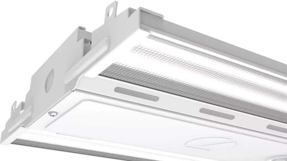 Lithonia Lighting CPHB 18LM MVOLT 40K Contractor Select Compact - White