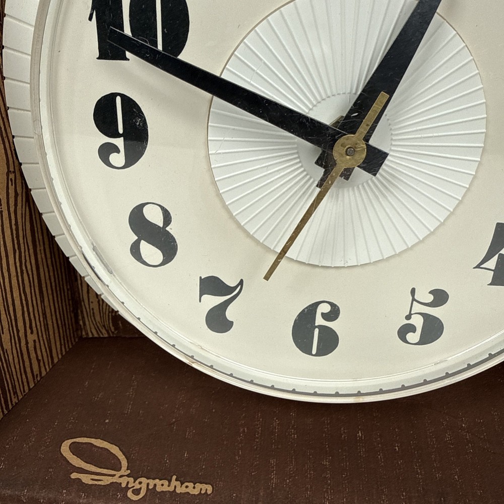 Vtg NOS Mid Century Kitchen Wall Clock Electric Decor