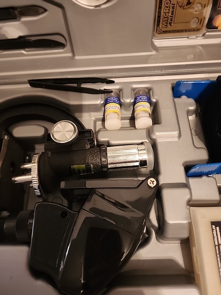 Micro Science Microscope Complete Set Deluxe With Carrying Case