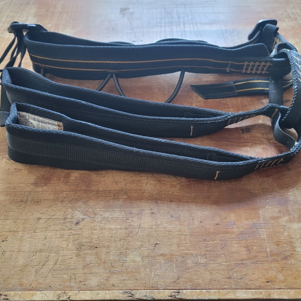 Misty Mountain Climbing Harness - Size Large