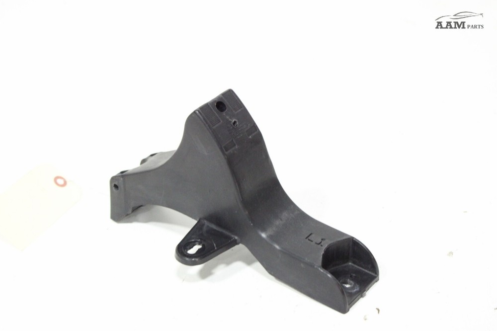 2018-2024 FREIGHTLINER CASCADIA REAR LEFT FAIRING EXTENDER SUPPORT BRACKET OEM
