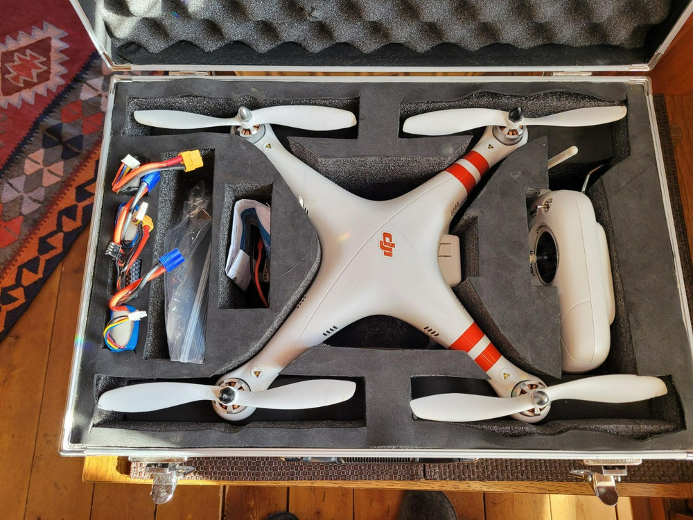 DJI Phantom Standard Quadcopter Camera Drone - White - NO CAMERA