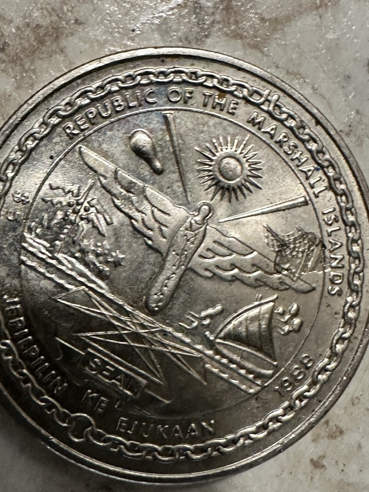 Marshall Islands $5 Space Shuttle Discovery Silver Coin 🚀 Proof-Style