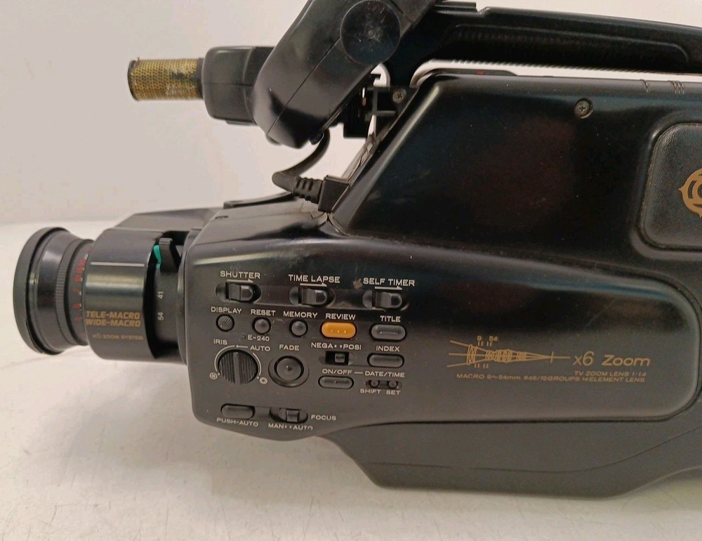 Hitachi VM-2380E VHS Camcorder Accessories & Hardcase (UNTESTED)
