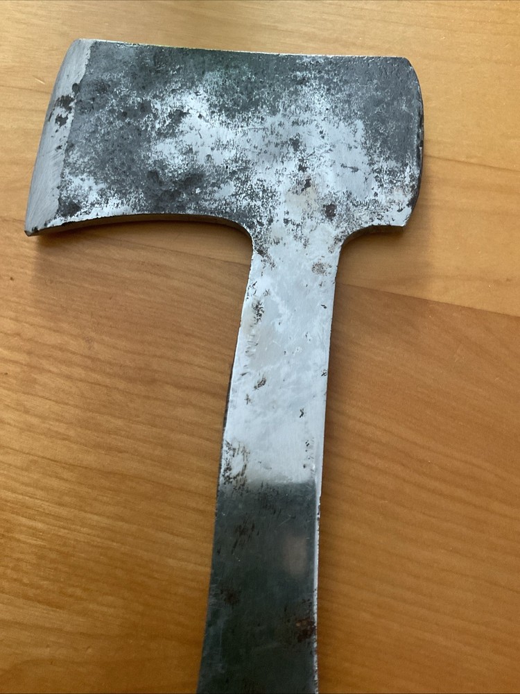 Kabar Hunting Hatchet