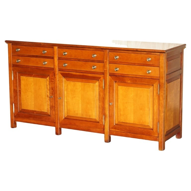 LARGE & HEAVY SOLID CHERRYWOOD MULTIYORK SIDEBOARD CUPBOARD WITH SIX DRAWERS