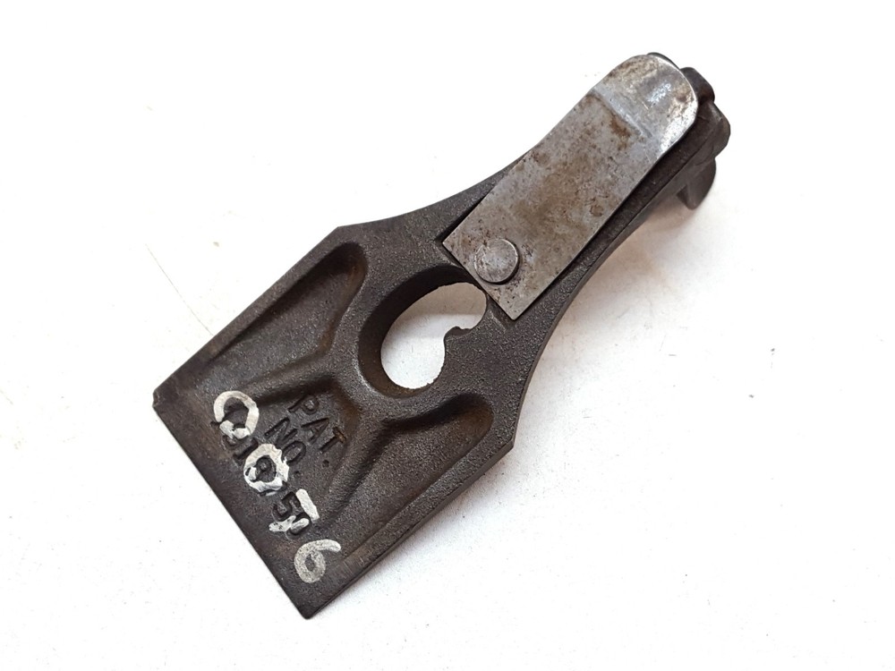 3958 Stanley Bailey No. 4 & 5; Lever Cap, Post 1933