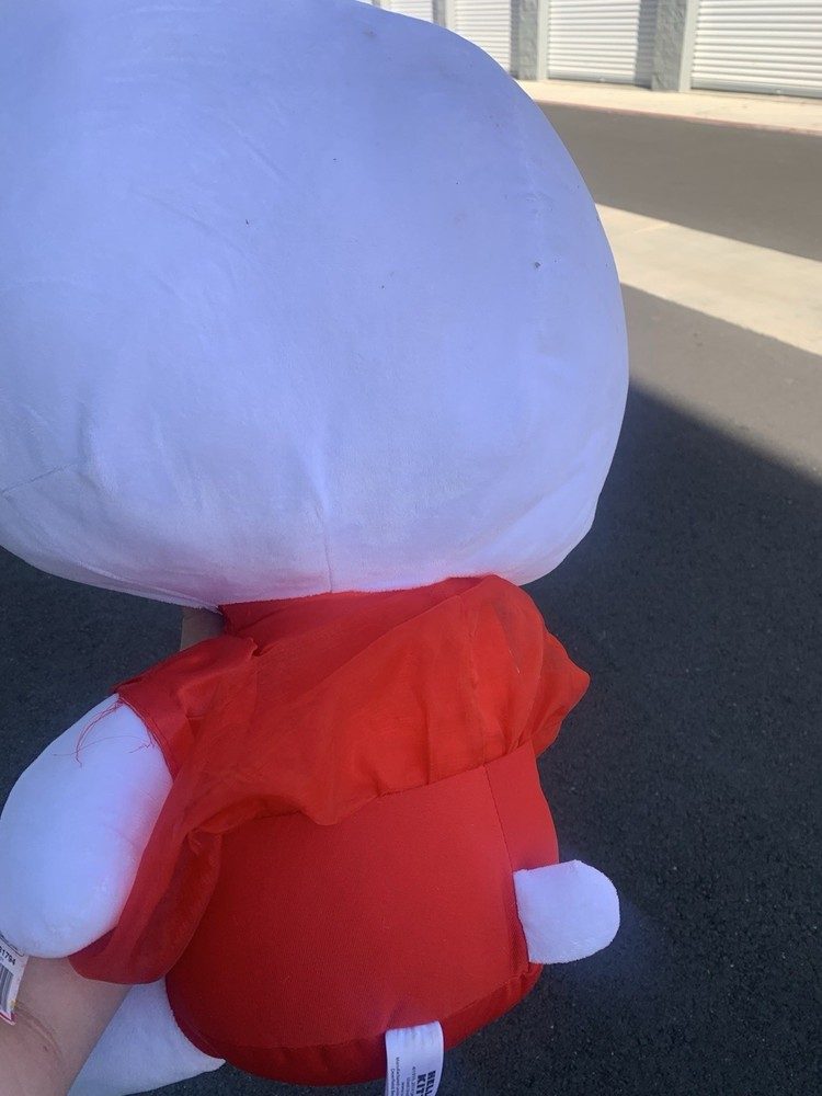 2014 giant hello kitty plush approx 2ft tall NWT