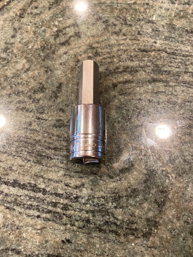 Snap-on sa18e 9/16" 1/2" drive sae hex bit chrome socket driver new