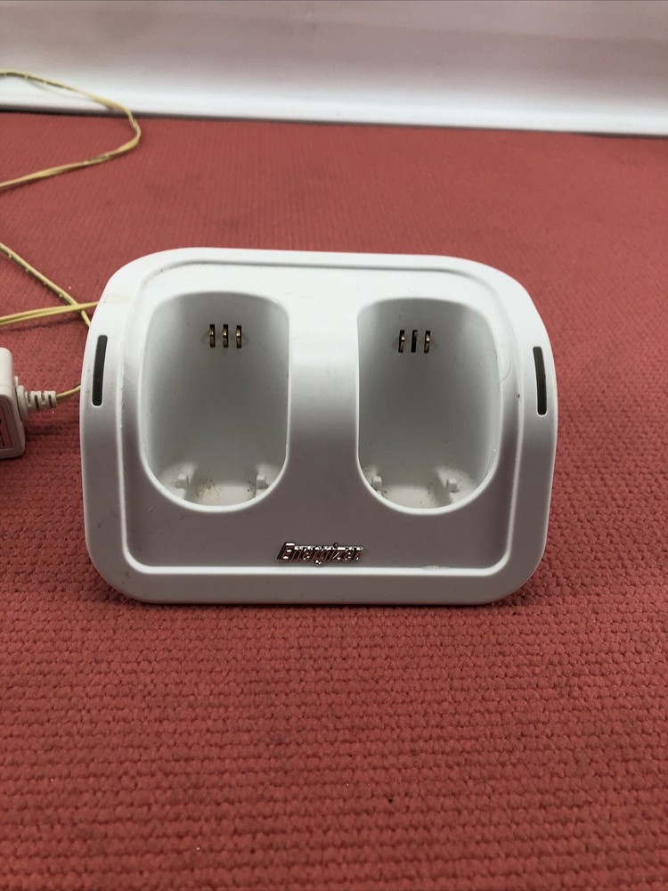 PL-7522 Energizer 2X Wii Remote Charger System TESTED WORKING